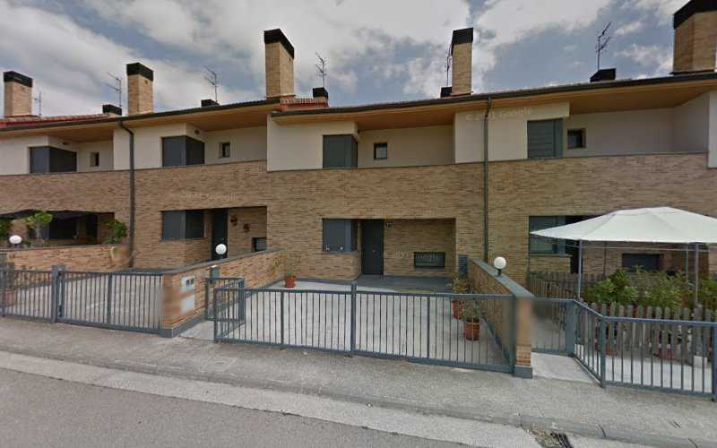 Fotografia tomada fuera de Carpinteria Argandoña - Carpintero en Zábal, Navarra