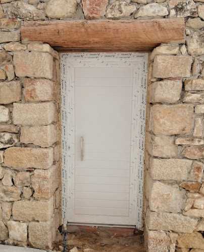 Fotografia tomada fuera de Carpintería Aluminio y Pvc Ferpal - Carpintería metálica y de aluminio en Oropesa del Mar, Castellón