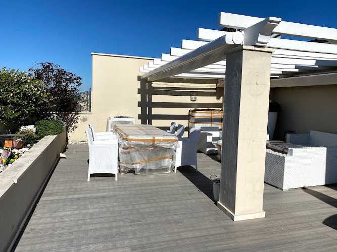 Fotografia tomada fuera de Parquets Labrador - Servicio de instalación de suelos de madera en Madrid, Madrid