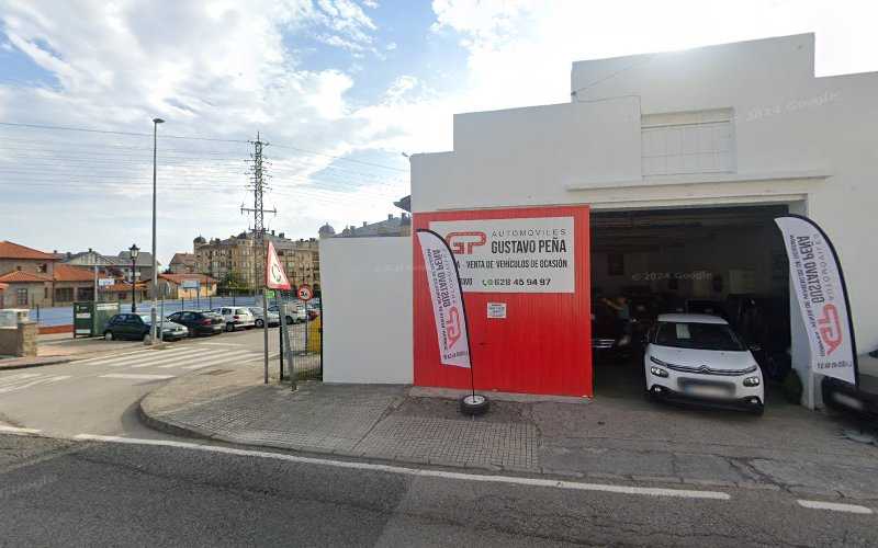 Fotografia tomada fuera de Aifer Ventanas - Carpintería metálica y de aluminio en Treto, Cantabria