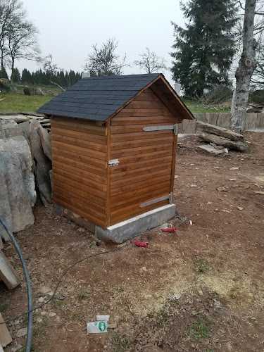 Fotografia tomada fuera de Carpinteria Distriz - Carpintero en Vilalba, Lugo