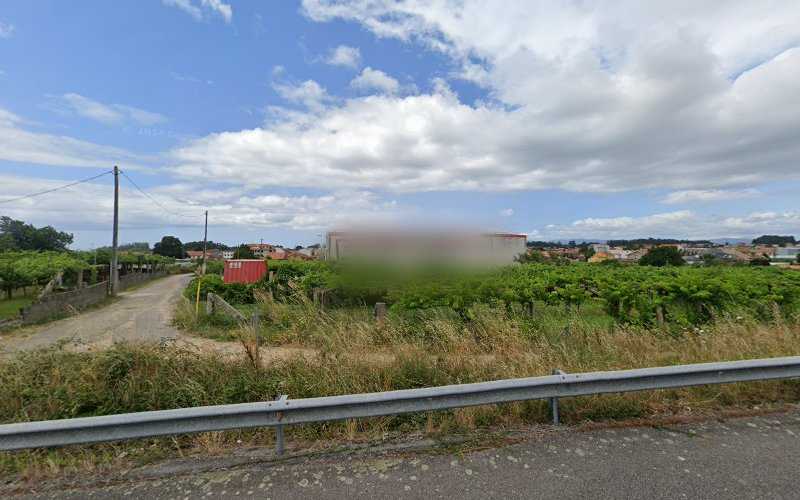 Fotografia tomada fuera de Carpintería Gilca C B - Carpintero en Cambados, Pontevedra