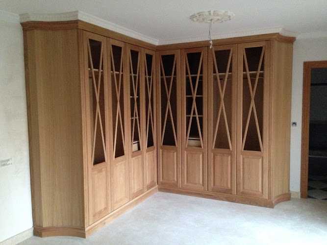 Fotografia tomada fuera de Carpintería Angel - Carpintería en Monòver, Alicante