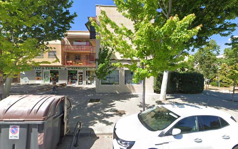 Fotografia tomada fuera de Arias Aluminio Y Hierro S L - Carpintería metálica y de aluminio en Madrid, Madrid