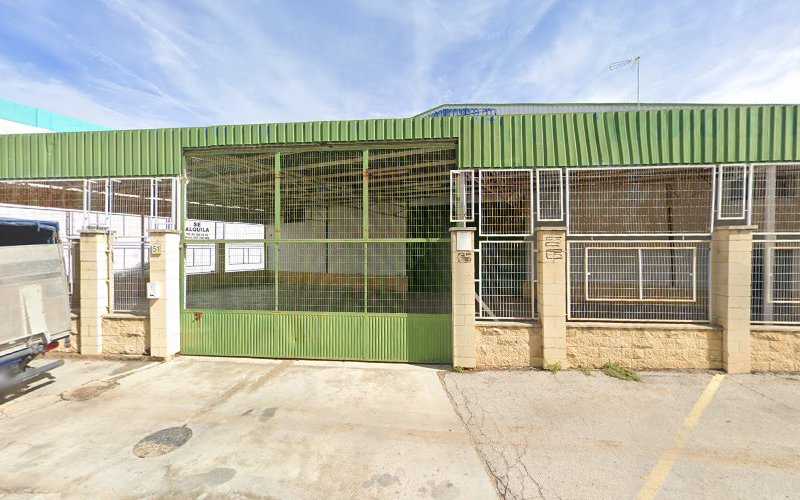 Fotografia tomada fuera de Carpintería Juan Crespo E Hijos - Tienda de armarios en Marchena, Sevilla
