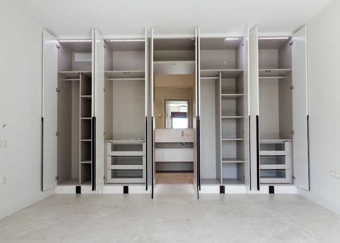 Fotografia tomada fuera de Carpintería Endre - Carpintería en Marbella, Málaga