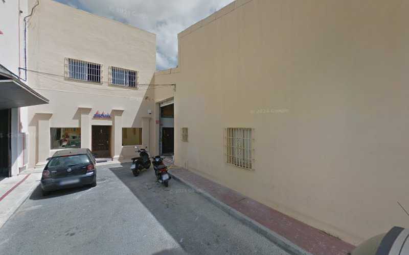 Fotografia tomada fuera de MACHABAL CARPINTERIA S.L. - Carpintero en Marbella, Málaga