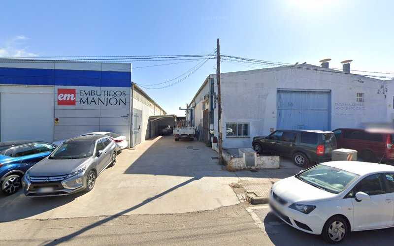 Fotografia tomada fuera de CARPINTERIA M. G.AMER - Carpintero en Son Castelló, Baleares