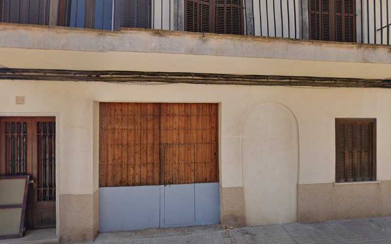 Fotografia tomada fuera de Ray - El Carpintero - Carpintería en Llucmajor, Baleares