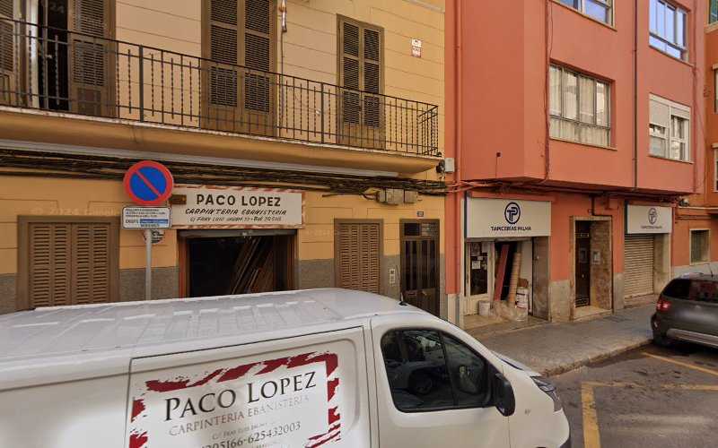 Fotografia tomada fuera de Paco López Carpintería - Tienda de armarios en Palma, Baleares