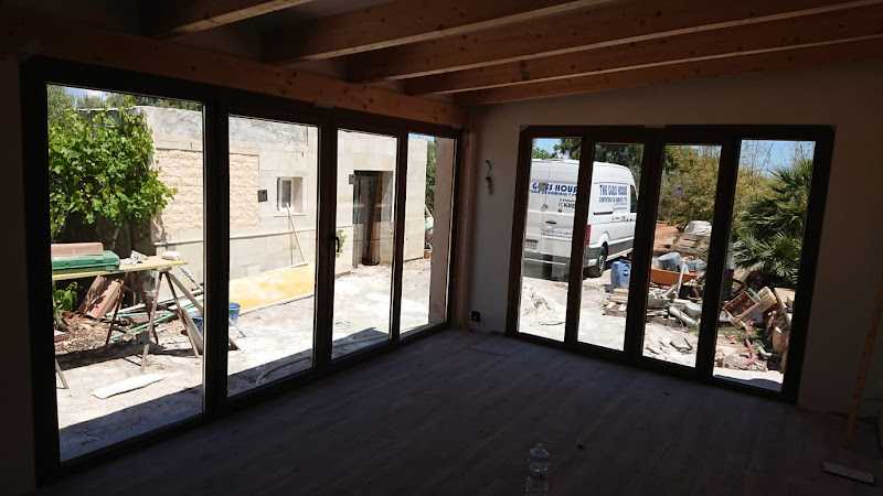 Fotografia tomada fuera de Ventanas Balear - Carpintería metálica y de aluminio en Palma, Baleares