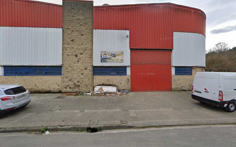 Fotografia tomada fuera de EBANISTERIA CARPINTERIA ELAI - Fábrica en Iurreta, Vizcaya