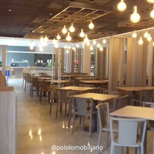 Fotografia tomada fuera de Pololo Carpinteros - Tienda de muebles en Alhama de Murcia, Murcia