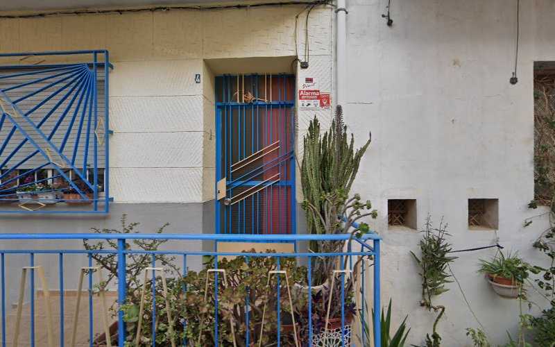 Fotografia tomada fuera de Atenas Carpinteria S.L. - Carpintero en Beniaján, Murcia