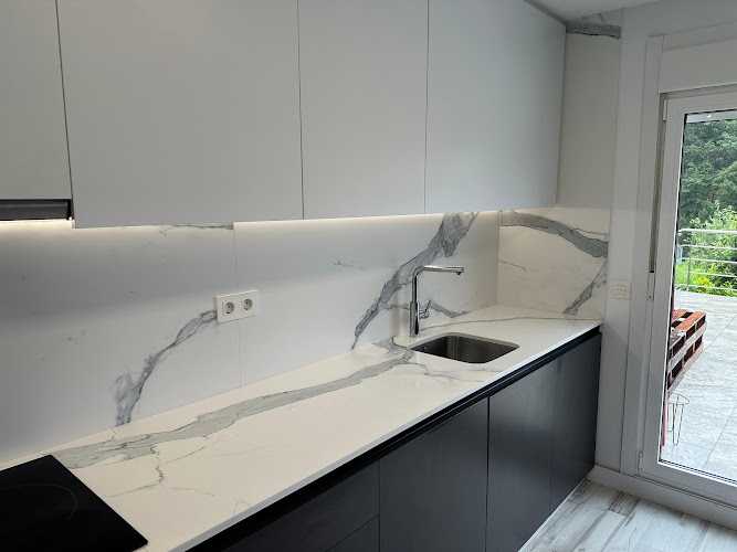 Fotografia tomada fuera de Carpintería Carpianfer SL - Carpintería en Ames, A Coruña