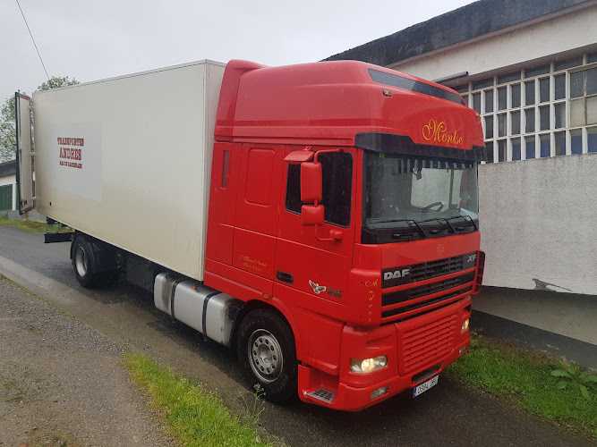 Fotografia tomada fuera de Ebanisteria IZEI S.L. - Carpintería en Berriz, Vizcaya