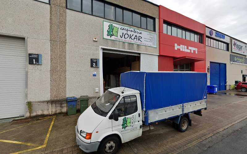 Fotografia tomada fuera de Carpintería Jokar C B - Carpintero en Larrondo (Loiu), Vizcaya