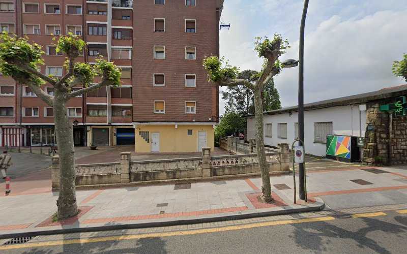 Fotografia tomada fuera de Carpintería Metálica Llamas - Carpintería metálica y de aluminio en Sestao, Vizcaya