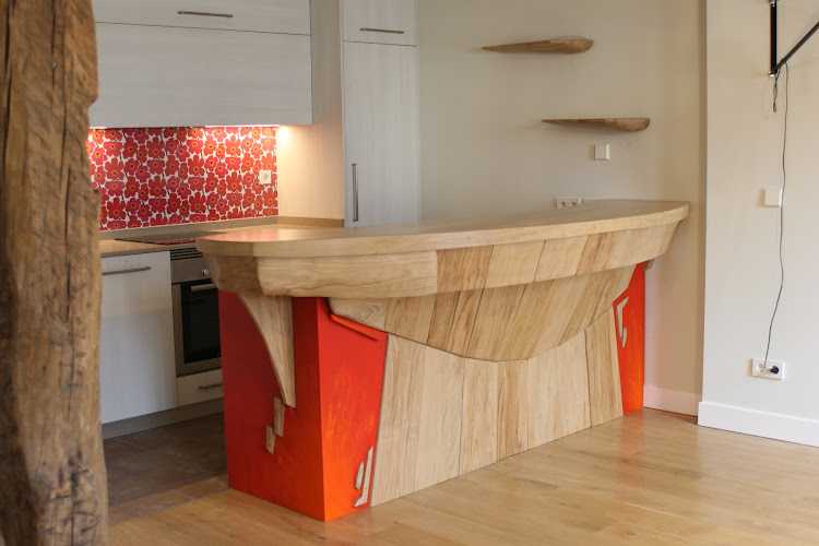 Fotografia tomada fuera de Tuomas Kuure - Carpintero en Bilbao, Vizcaya