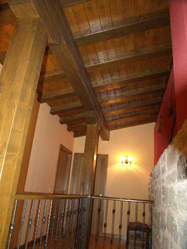 Fotografia tomada fuera de Carpinteria Amezqueta SL - Carpintero en Estella, Navarra