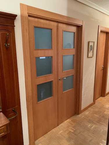 Fotografia tomada fuera de Puertas y Armarios Palencia - Tienda de armarios en Palencia, Palencia