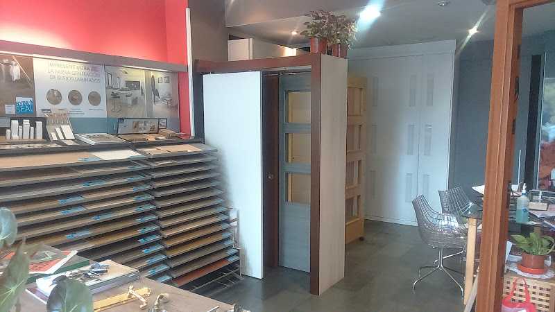 Fotografia tomada fuera de Puertas Orive - Carpintería en Vitoria-Gasteiz, Álava