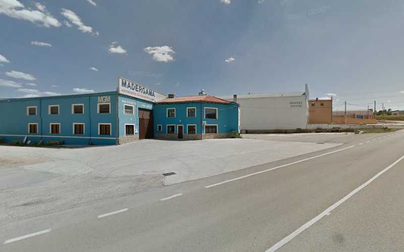 Fotografia tomada fuera de MADERGAMA SUMINISTROS DE CARPINTERIA - Carpintería en Valera de Abajo, Cuenca