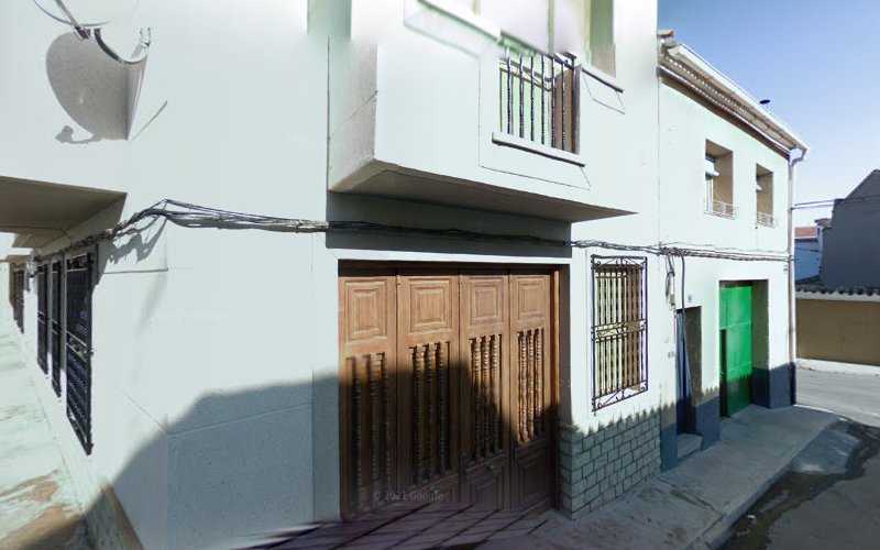 Fotografia tomada fuera de Primol - Carpintería en Valera de Abajo, Cuenca