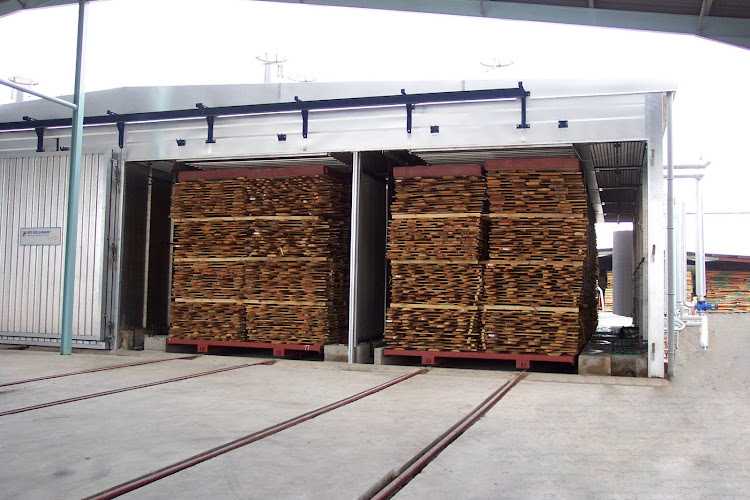 Fotografia tomada fuera de Carpintería Los Davices - Carpintería en Valera de Abajo, Cuenca