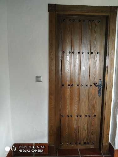 Fotografia tomada fuera de PUERTAS INNOVA - Fábrica de puertas en Valera de Abajo, Cuenca