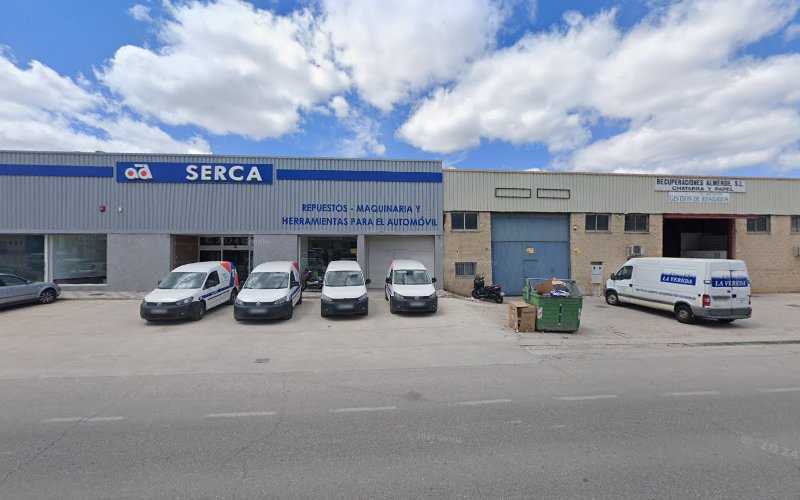 Fotografia tomada fuera de aluminios jose luis - Carpintería metálica y de aluminio en Cuenca, Cuenca