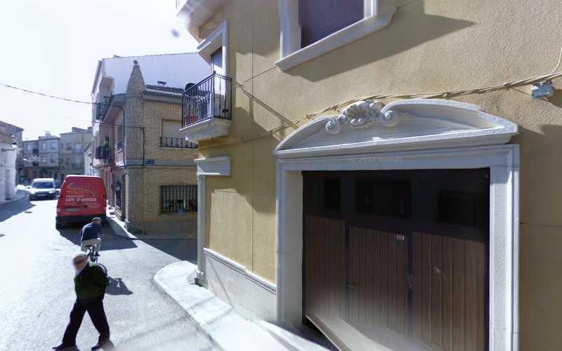 Fotografia tomada fuera de EURO-VENT - Fábrica de puertas en Valera de Abajo, Cuenca