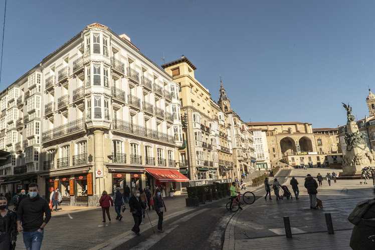 Fotografia tomada fuera de Carpintería Cabalo - Carpintería en Haro, La Rioja