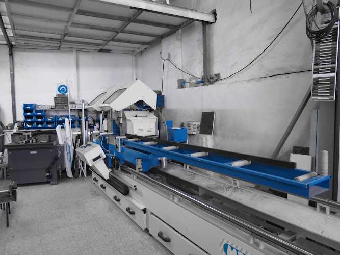 Fotografia tomada fuera de Carpintería de Aluminio Melero - Carpintería metálica y de aluminio en Grañón, La Rioja
