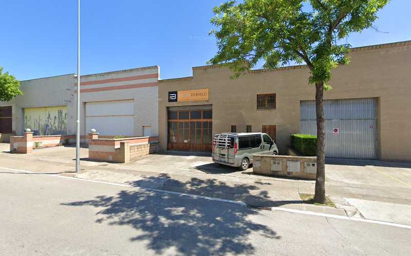 Fotografia tomada fuera de Fustería Barranco Scp - Carpintero en Manlleu, Barcelona