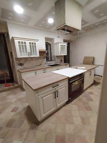 Fotografia tomada fuera de Elouar fusteria - Carpintería en Manlleu, Barcelona