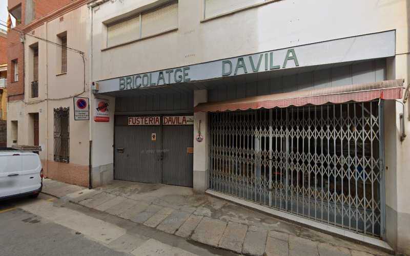 Fotografia tomada fuera de Fusteria Dàvila - Fabricant de mobles en Malgrat de Mar, Barcelona