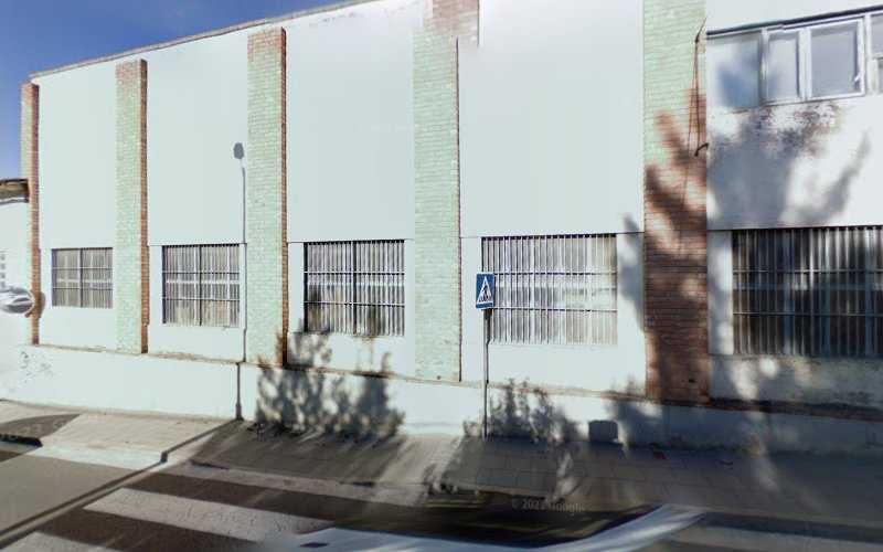 Fotografia tomada fuera de Sistemes Can Serra SL - Establecimiento de venta de madera en Sant Pere de Torelló, Barcelona