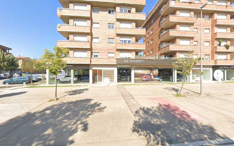 Fotografia tomada fuera de Delfcasini. - Carpintería en Vic, Barcelona