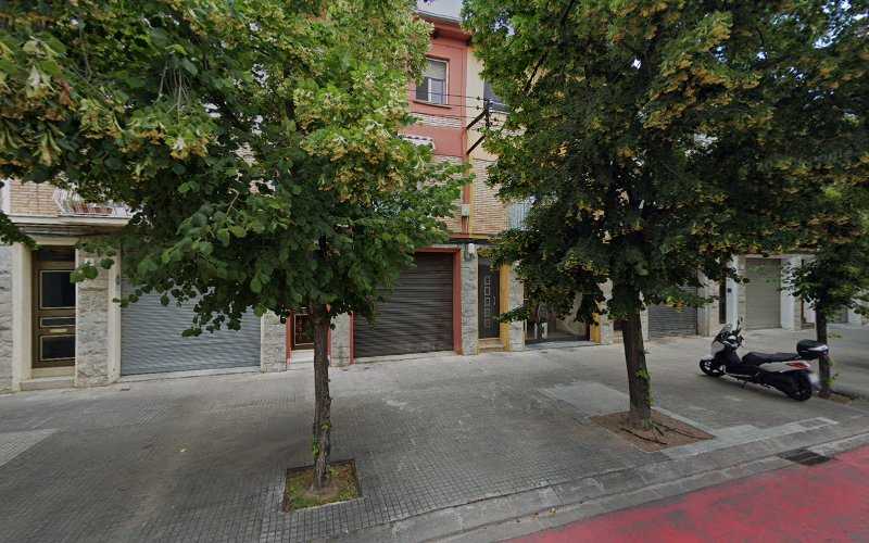 Fotografia tomada fuera de Serimar Aluminis - Metal·listeria en Vic, Barcelona