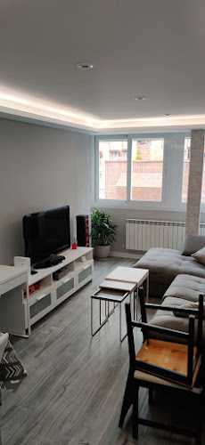 Fotografia tomada fuera de Puertas y Armarios Blanco - Tienda de armarios en Madrid, Madrid