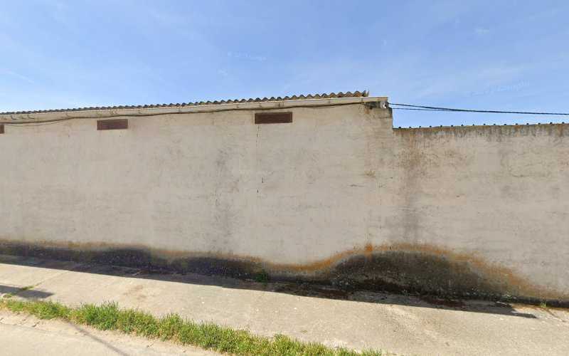 Fotografia tomada fuera de Del Este - Carpintería metálica y de aluminio en Tudela de Duero, Valladolid