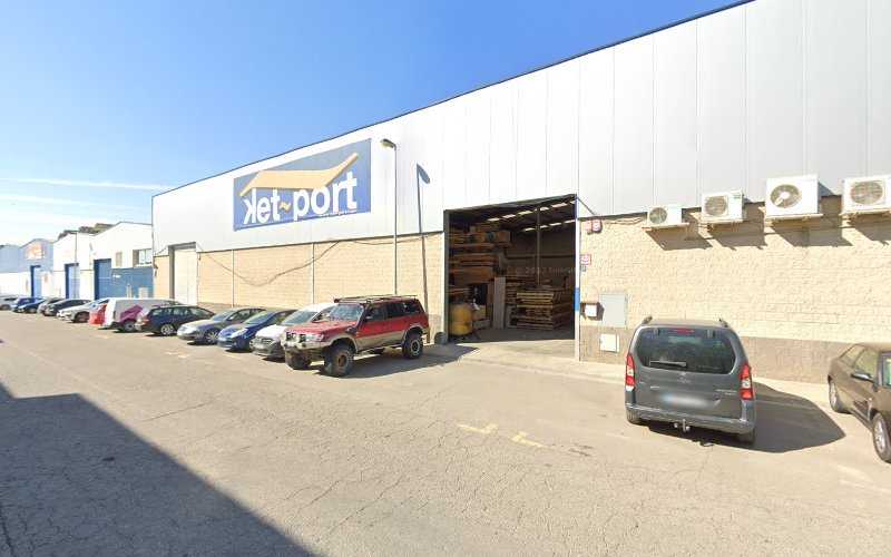 Fotografia tomada fuera de KET-PORT , SL - Carpintero en Torrefarrera, Lérida