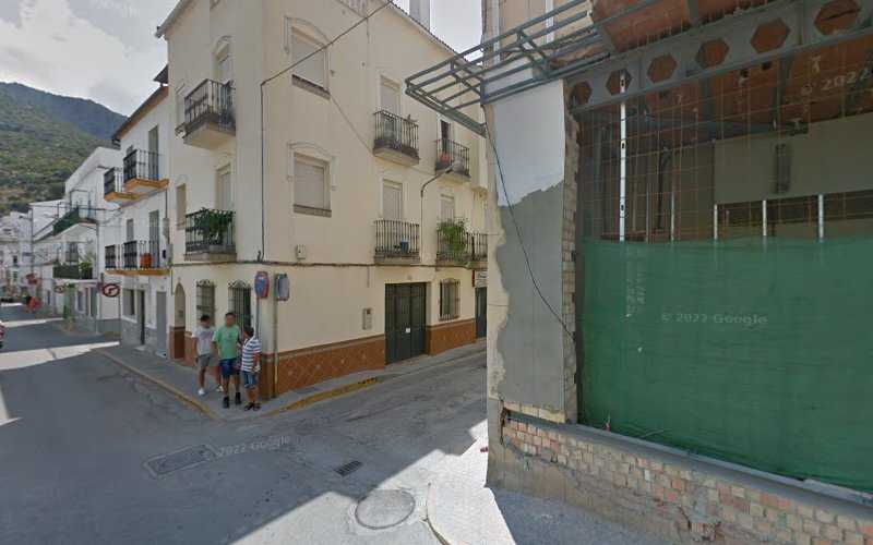Fotografia tomada fuera de CARPINTERÍA ROSADO - Carpintería en Ubrique, Cádiz