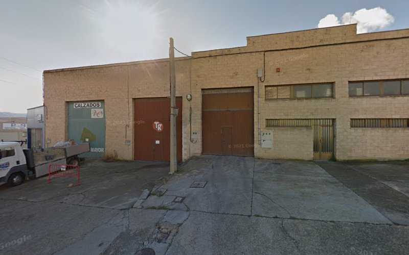 Fotografia tomada fuera de Carpintería Gámez Fernández S.L. - Carpintería en Arnedo, La Rioja