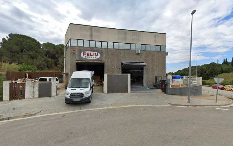 Fotografia tomada fuera de Feliu Fuster - Fusteria en Canet de Mar, Barcelona