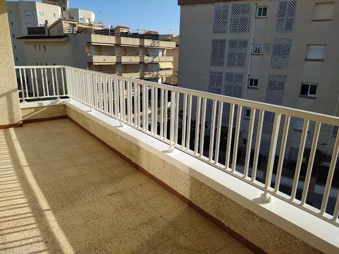 Fotografia tomada fuera de ALUMINIS ALPO - Metal·listeria en Canet de Mar, Barcelona