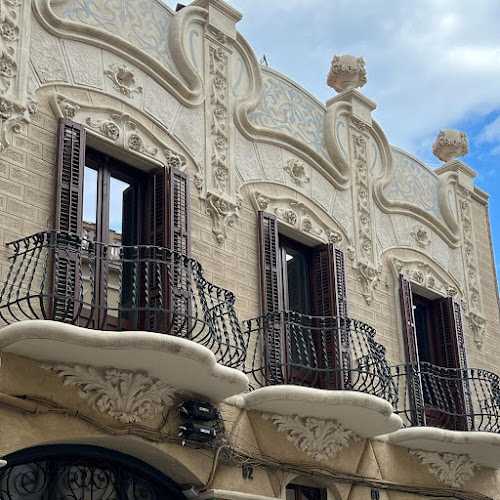 Fotografia tomada fuera de Aiterac Finestres - Proveedor de ventanas en Sant Joan Despí, Barcelona