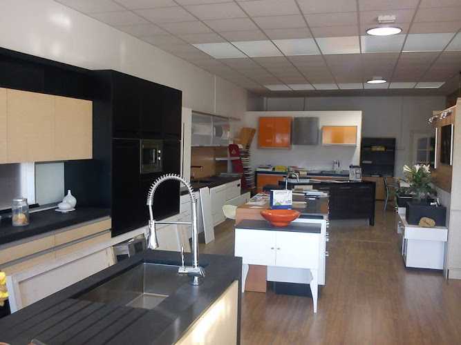 Fotografia tomada fuera de Carpinteria Alejandro Moreno e Hijos. Muebles a medida - Carpintero en San Vicente del Raspeig, Alicante