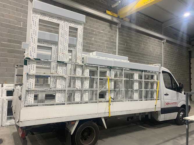 Fotografia tomada fuera de Balutec - Ventana de aluminio en Bóveda, Lugo